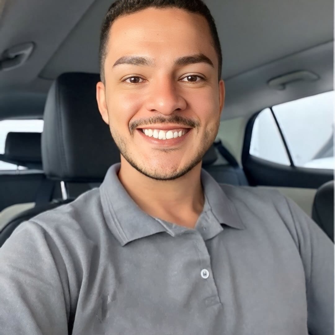 THIAGO SANTOS